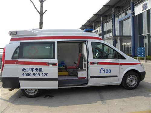 身体力行：空手道比赛保障急救车出租，紧急情况立即处理！